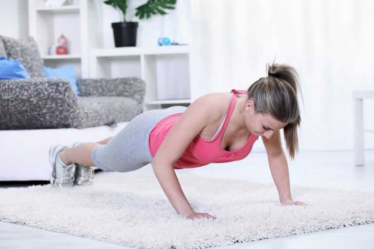 Тренировка для начинающих в домашних условиях для похудения: подборка упражнений + готовый план
