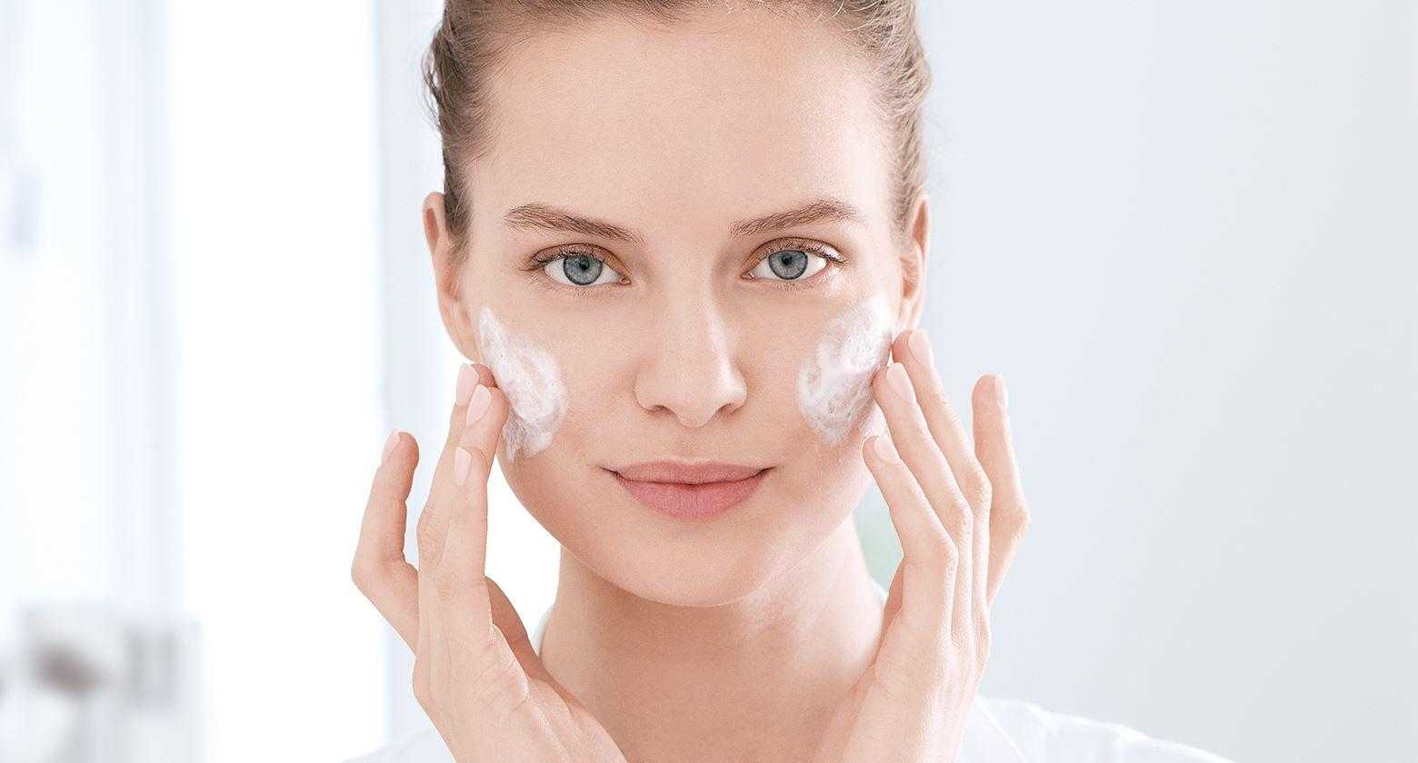 Увлажняющие маски для лица в домашних условиях: обзор 5 рецептов и 8 косметических масок для увлажнения кожи