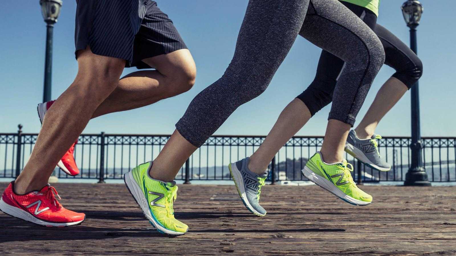 Топ-10 женских кроссовок Adidas для фитнеса и бега