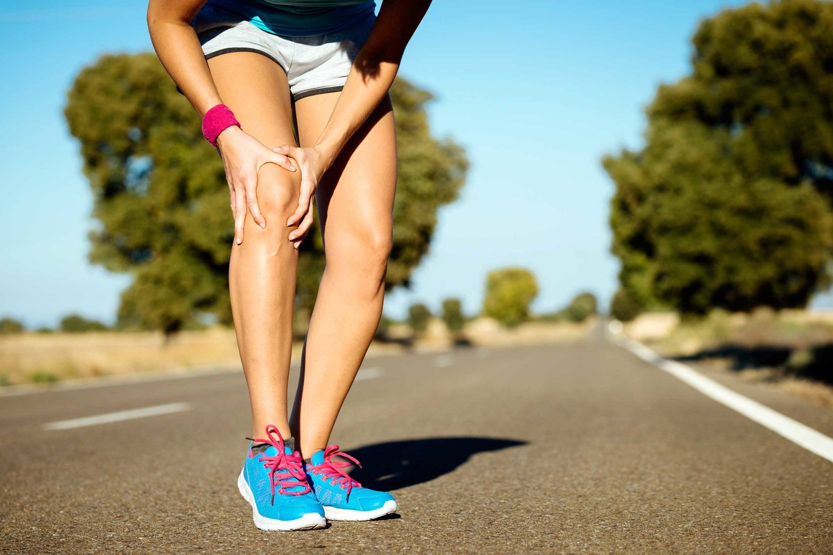 Боль в колене при беге: с внешней и внутренней стороны, лечение
