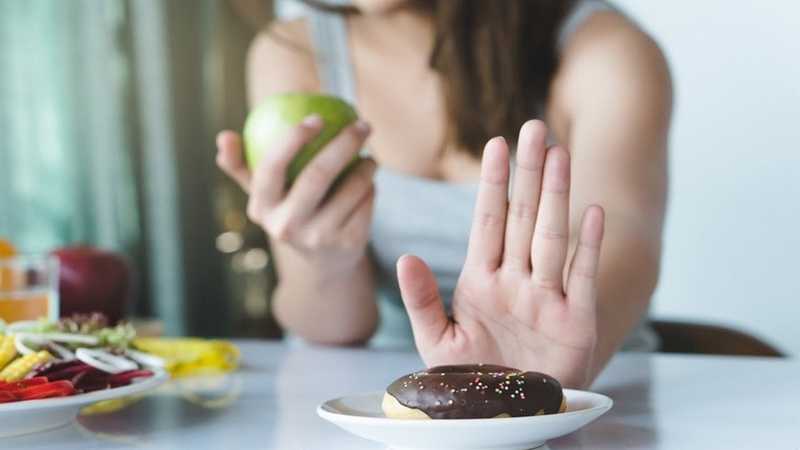 Почему в действительности лучше отказаться от сладкого Чем можно заменить пирожные и шоколадки И как уменьшить вредное воздействие сахара на организм