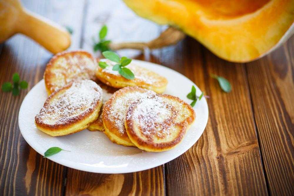 Пикантные тыквенные оладьи – кулинарные рецепты. оладьи из тыквы - пошаговые рецепты с фото