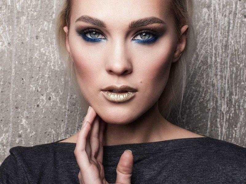 Блистательный новогодний макияж 2021 – самые красивые идеи мейкапа в новых техниках